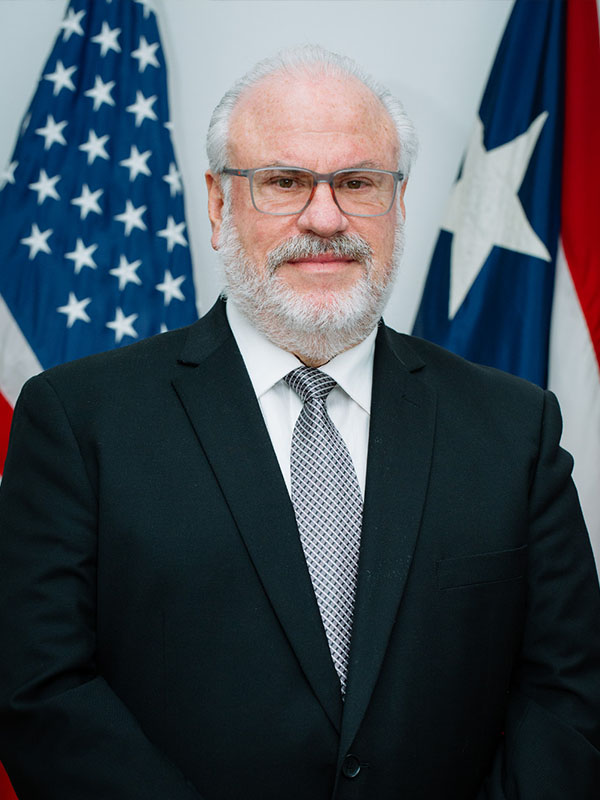 Felix Rodriguez Schmidt, MD